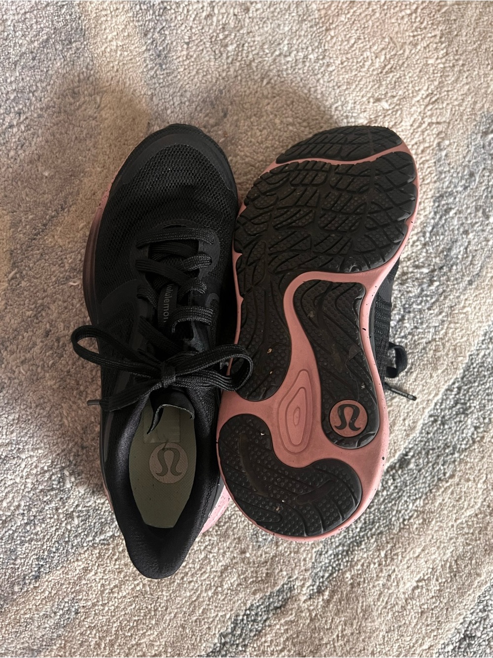lululemon athletica Black Sneakers with Pink Speckled Heel - Picture 4 of 4